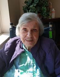 Molly Lawler's Instagram, Twitter & Facebook