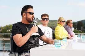 Und diese dritte person soll schlagerstar michael wendler (48) aus dinslaken sein. Michael Wendler Sein Jury Debut Bei Dsds Wird Von Fans Verhohnt Gala De