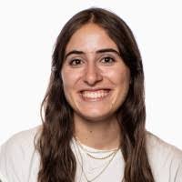 Estelle Barton's Instagram, Twitter & Facebook