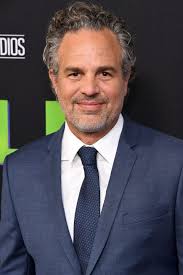 O ator Mark Ruffalo diz que Trump "traz o caos para todas as nossas vidas",  chama-o de "inimigo da América" Qual é a sua mensagem para Ruffalo?