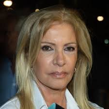 EN FOTOS: TODAS LAS PERSONALIDADES QUE ASISTIERON AL VELATORIO DE JORGE  LANATA Y LA CEREMONIA ÍNTIMA EN UN CEMENTERIO PRIVADO El repaso de una  jornada cargada de emoción en la que participaron