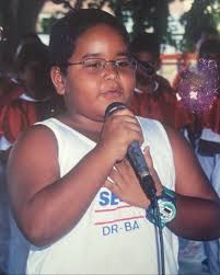 entrando na trend só pra lembrar: cada dia que passa, o sonho desses três  aí se torna ainda mais real. Confia! 🤞🏽