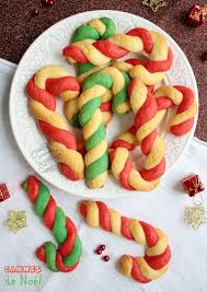 Cannes De Noel Rouges Et Vertes En Pate A Cookie Aliments De Noel Biscuit De Noel Gateau De Noel Facile