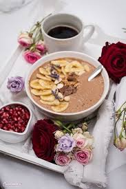 Rezept Kaffee Smoothie Bowl Fur Ein Liebevolles Fruhstuck Rezept In 2020 Smoothie Schussel Rezept Smoothie Schussel Lebensmittel Essen