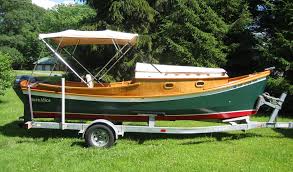 How To Make Car In Build A Boat For Treasure Building Wooden Boat Video How Do You Make A Car In Build A Boat For Treasure Boat Building Boat Plans