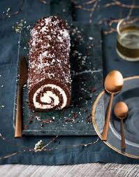 Buche De Noel Au Chocolat Et Noix De Coco Facon Kinder Delice Recette Buche De Noel Chocolat Buche De Noel Noix De Coco