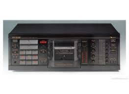 2 heads, mechanical 3 digit tape counter. Nakamichi Cassette Decks 13 Products Audiofanzine