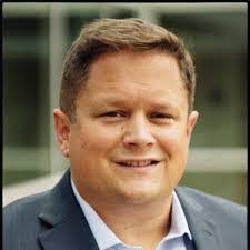 Lance Gillis's Instagram, Twitter & Facebook