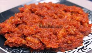 Alhasil untuk menyajikan dan menikmati makanan yang bergizi pun membutuhkan biaya yang tidak murah. Nusabali Com Santap Sambal Kemiri Lima Pengungsi Diare