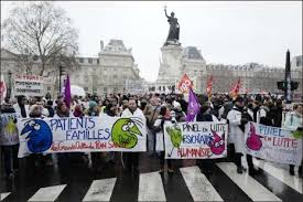 Top 10 des citations inconscient (de célébrités, de films ou d'internautes) et proverbes inconscient classés par auteur, thématique, nationalité et par culture. Psychiatrie 300 Soignants Et Familles Manifestent A Paris Pour Reclamer Des Moyens Le Quotidien Du Medecin