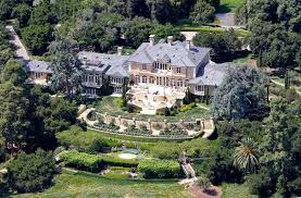 When it comes to her homes, oprah winfrey doesn't fool around. Oprah Winfrey Net Worth 2021 How Rich Is Oprah Winfrey