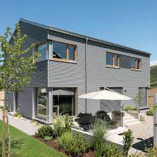 schworerhaus haus mit moderner lamellenfassade schworer haus haus kubus haus