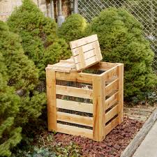 Maybe you would like to learn more about one of these? Comment Faire Un Composteur En Bois Avec Des Palettes Femme Actuelle Le Mag