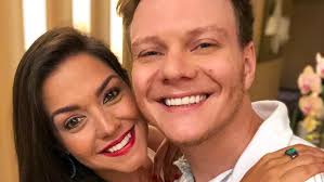 Explore tweets of michel teló @micheltelo on twitter. Michel Telo E Thais Fersoza Comemoram 9 Anos Juntos Destino Istoe Independente