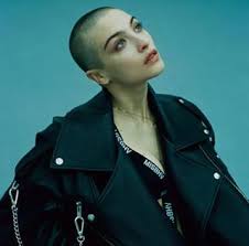 Bishop Briggs White Flag Meaning Lera Abova Leraabova Instagram Profile Bald Girl Girls With Shaved Heads Bald Women