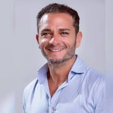 Dr Sergio Adrián Fausto