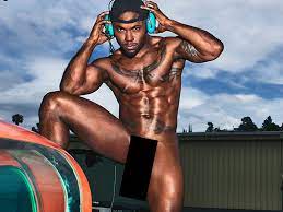 Nude male rapper