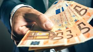 Maybe you would like to learn more about one of these? Finanzcheck Kredit 1000 Euro Leihen Nur 883 Zahlen Computer Bild