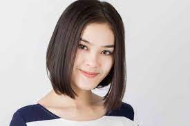 35+ model rambut pendek wanita sebahu trend 2020 via wajahkorea.com. Tren Gaya Rambut Pendek Hasil Smoothing Rambut Pendek