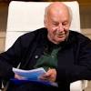Falleció el escritor Eduardo Galeano Images?q=tbn:ANd9GcTFU9y27lxzZPaUFvE1QiFWuMKGkm2fcq_0RCIweRcLSToYc48bJW9_hcdT6zQ5kC5ao4Y_0pY