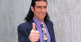 Pedro El Escamoso Quien Es El Ex Jugador De Futbol Que Inspiro El Look Del Actor Miguel Varoni Easy Reader