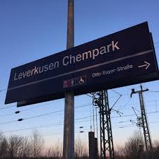 Er spricht über die personen, die bei der explosion gestorben oder verletzt worden sind. S Leverkusen Chempark Light Rail Station In Cologne