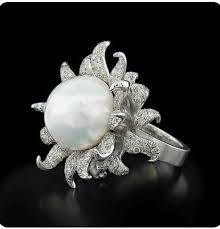 Black And White Pearl Ring Meaning Pin By Paula Rosenberg On Extravagant Jewels Other Adornments Pearl Ring Pearl Jewelry Jewelry
