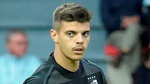 Ntamack est le fils de l'ancien international de rugby français émile ntamack et de marie séguéla (anciennement. Toulouse Ntamack Enfin Baptise Ladepeche Fr