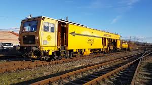 Linia ir 1737 de tren (direcția: Tren Oradea Suncuius Festivaldeigiovanipalazzolo It