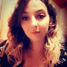 Emma S. James (auteur de Under the Rain)