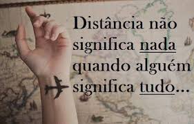 Saudade Esse Sentimento E Apontado Como Um Dos Maiores Viloes Quando Acontece O Namoro A Frases De Amor Portugues Mensagem De Amor Distante Frases Romanticas
