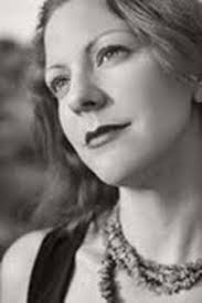 Courtney Conant's Instagram, Twitter & Facebook