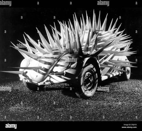 THE CARS THAT ATE PARIS Stock Photo - Alamy