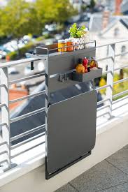 La solution, c'est la table de balcon suspendue dont voici plusieurs modèles. Tablette De Balcon Repliable Fira Graphite Petite Table Pliante Table Pliante Balcon Table Pliante