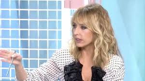 Emma García detiene 'Fiesta' por hablar del último gesto de Anabel Pantoja  en mitad de su investigación: “Me gusta contar...”