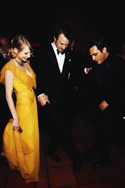 Pin By Elizabeth Meigher On Mellow Yellow Michelle Williams Heath Ledger Beautiful People Michelle Williams