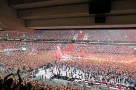 Munkimotion's freerunners sneak into the amsterdam arena. Ribbons In The Air 1d Amsterdam Arena 25 6 Via Manonneke Where We Are Tour Tours This Is Us
