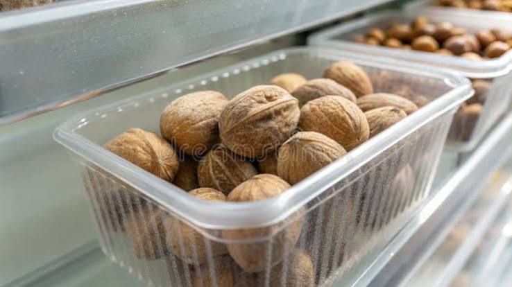 Frozen Walnut Dessert