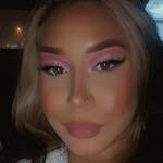 Diana Kerley's Instagram, Twitter & Facebook