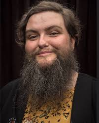 Am 16 ani si barba creste pot spune ca destul de repede. Ea E Femeia Cu Barba Dezavantaj Transformat In Atu