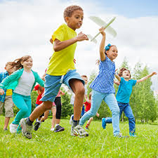 El verano es la época favorita de los niños. Juegos Al Aire Libre Juegos Y Fiestas Guia Del Nino