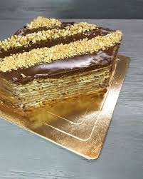 Его кулинарное величество покорил сердца многих поколений россиян. Tort Napoleon S Shokoladnym Kremom Video Lovecooking Ru