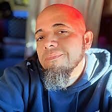 Peter Rhoads's Instagram, Twitter & Facebook