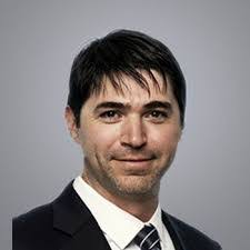 Luis Pascual's Instagram, Twitter & Facebook