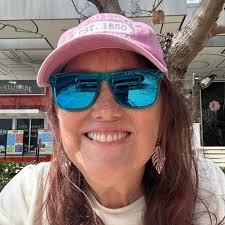 BREAKING: A 3-foot monitor lizard named Goose was finally caught after  slithering around CT like he paid rent. 🫠 Goose is now safe in animal  control custody (and probably grounded for life).