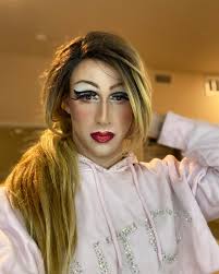 Alison Ray Wild (@alisonwilddrag) • Instagram photos and videos