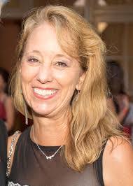 Lisa Ackerman's Instagram, Twitter & Facebook