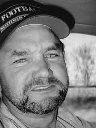 Sue Lott's Instagram, Twitter & Facebook