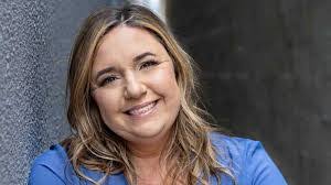 Holly Bollinger's Instagram, Twitter & Facebook