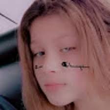 Stream Bella Everett music